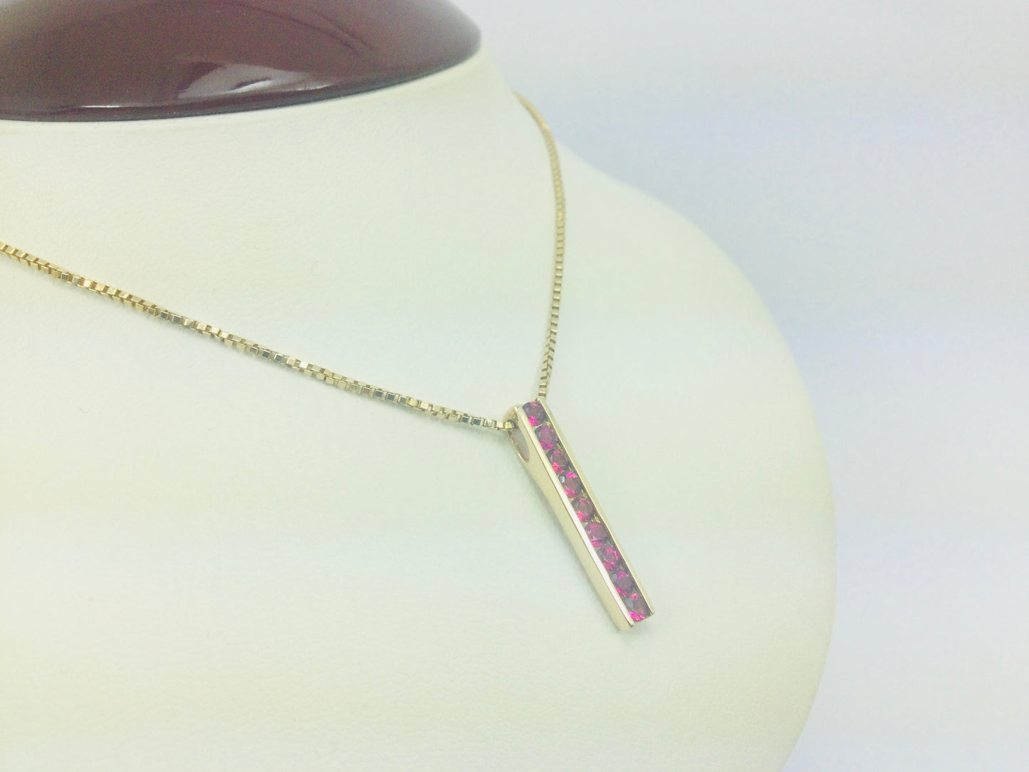 14k Yellow Gold Round Cut 45pt Tourmaline Necklace