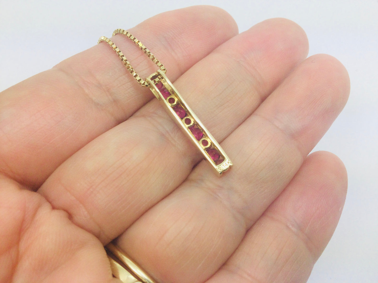 14k Yellow Gold Round Cut 45pt Tourmaline Necklace