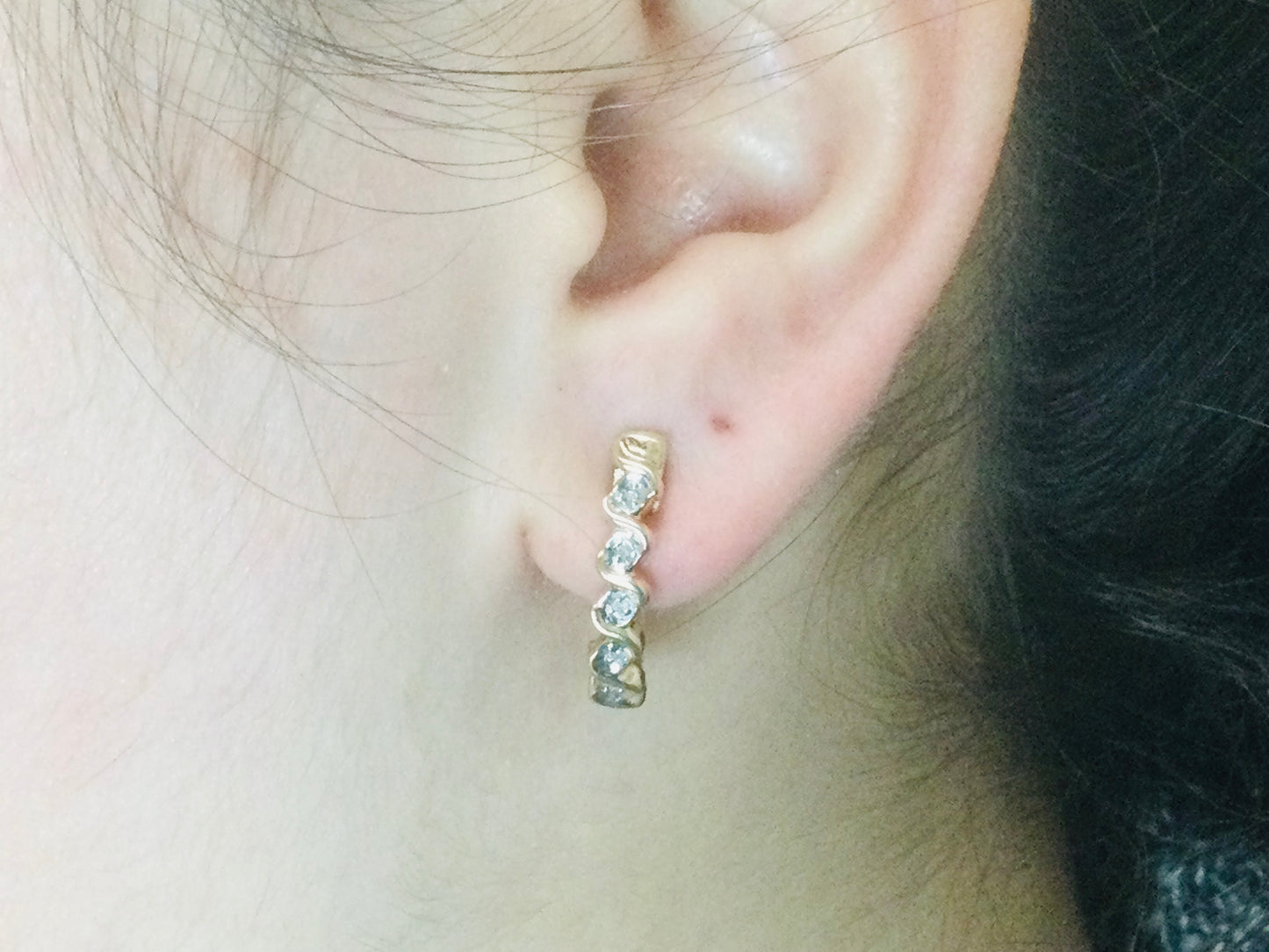 10k Yellow Gold Round Cut 5pt Diamond Row Set Earrings