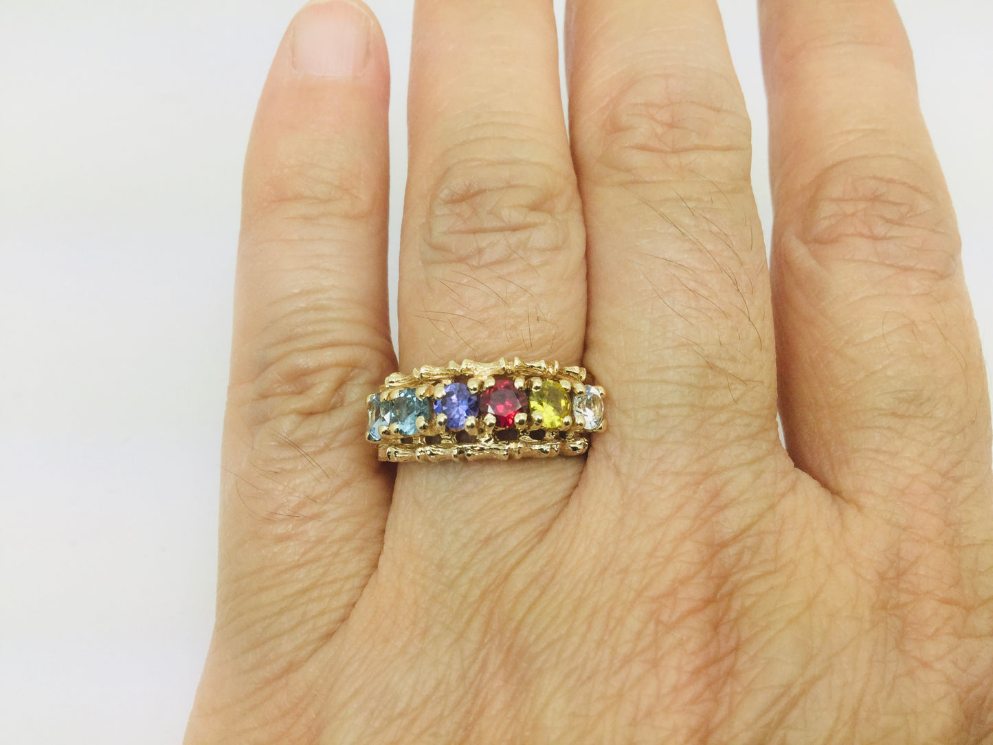 10k Yellow Gold Round Cut 6 Stone Family Ring