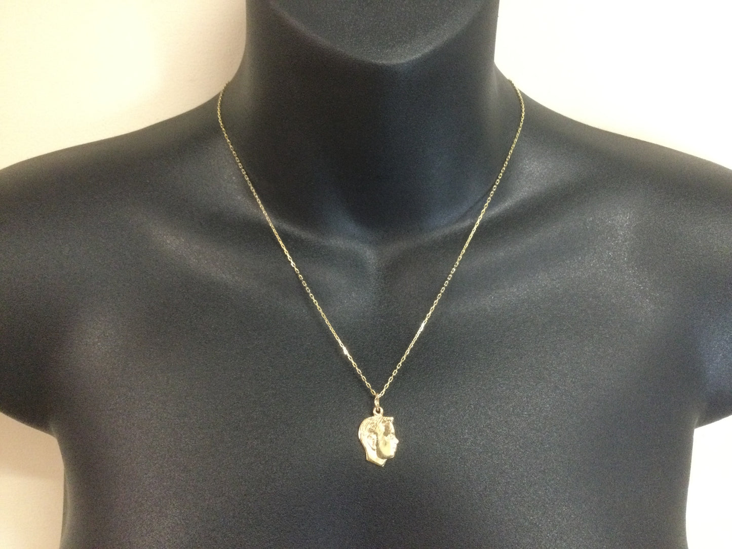 10k Yellow Gold Side Profile Face Boy Pendent