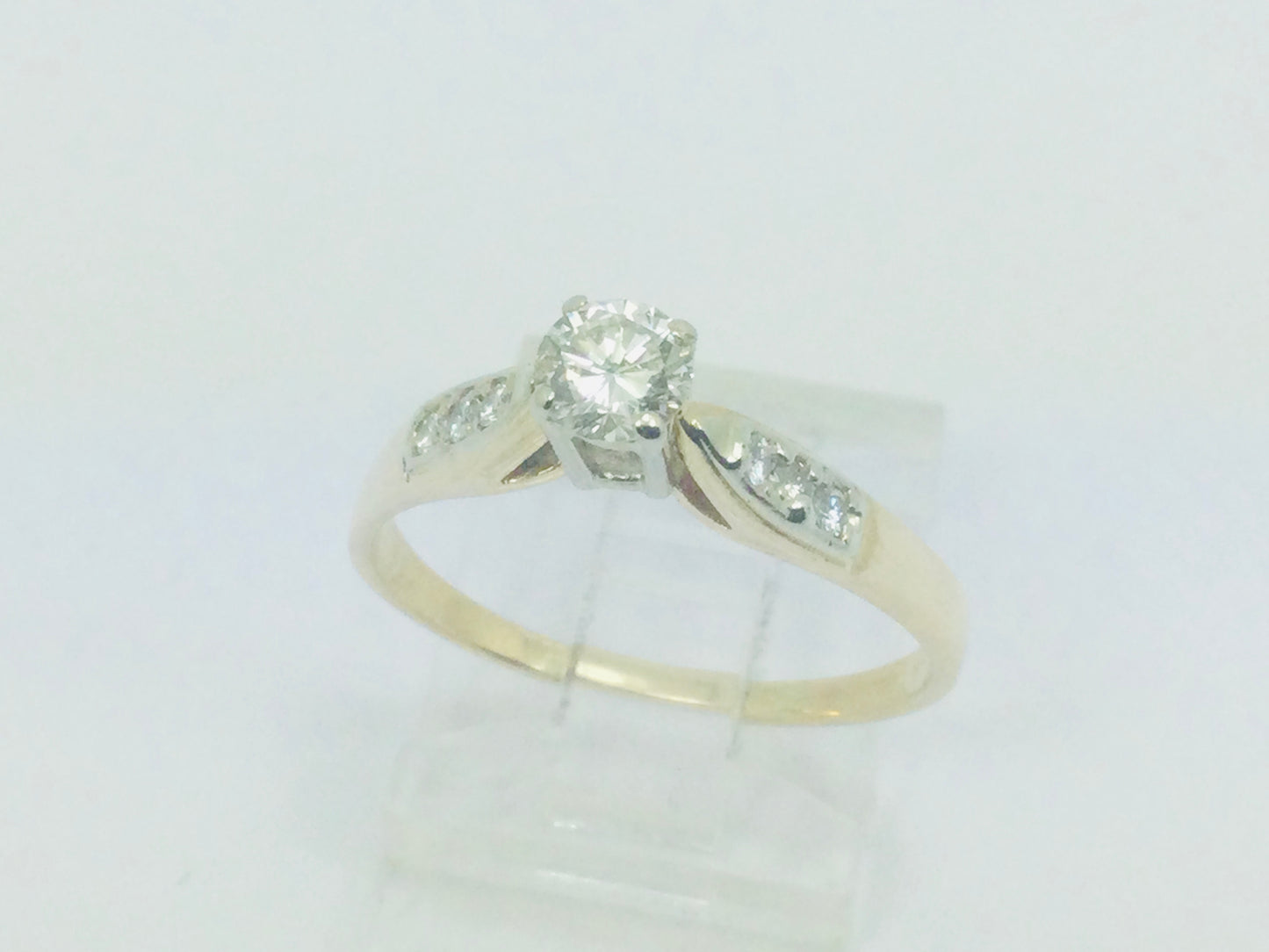 14k Yellow Gold Round Cut 42pt Diamond Solitaire with Diamond Accents Ring