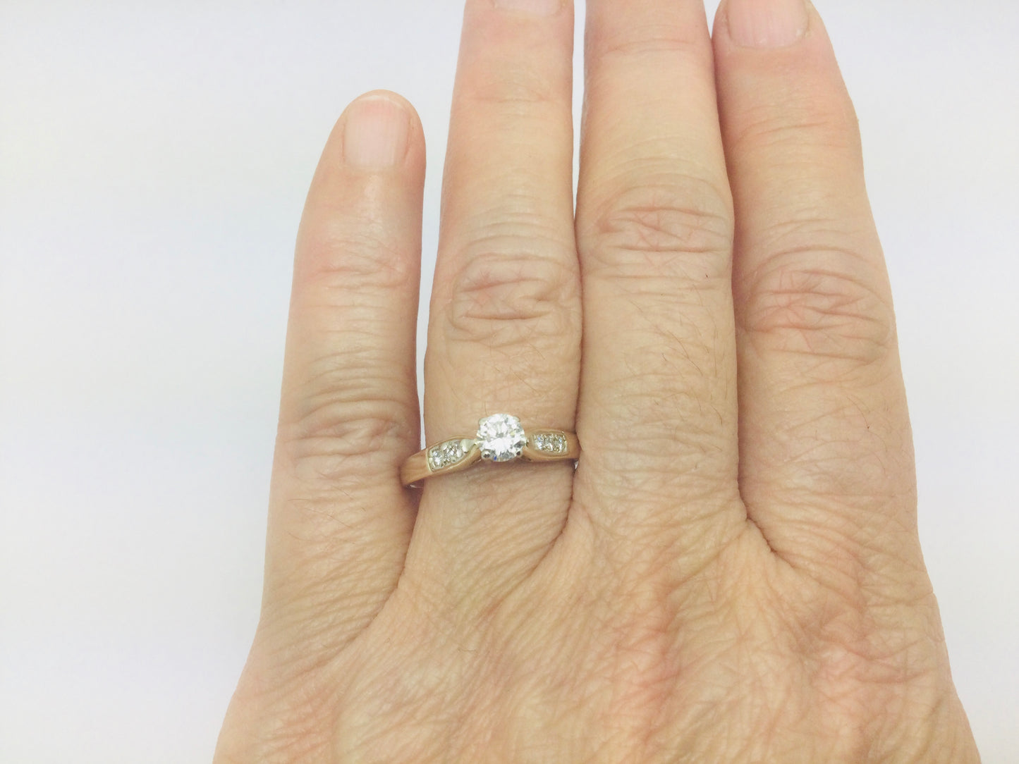 14k Yellow Gold Round Cut 42pt Diamond Solitaire with Diamond Accents Ring