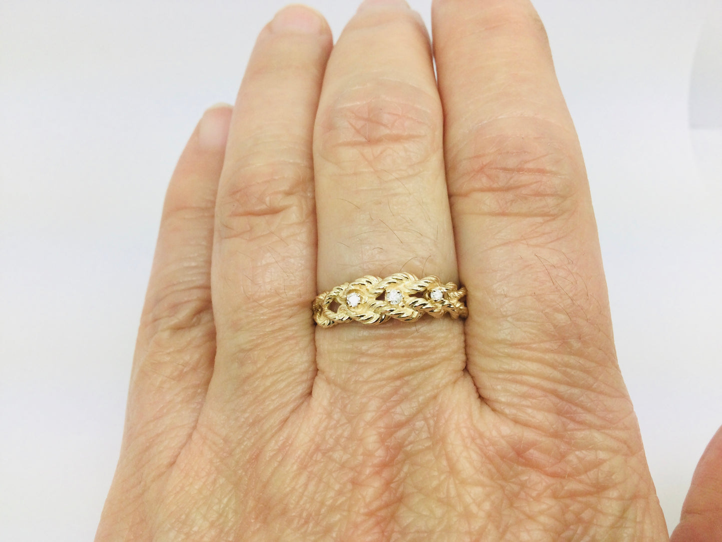 14k Yellow Gold Round Cut 6pt Diamond Trinity Twisted Rope Ring