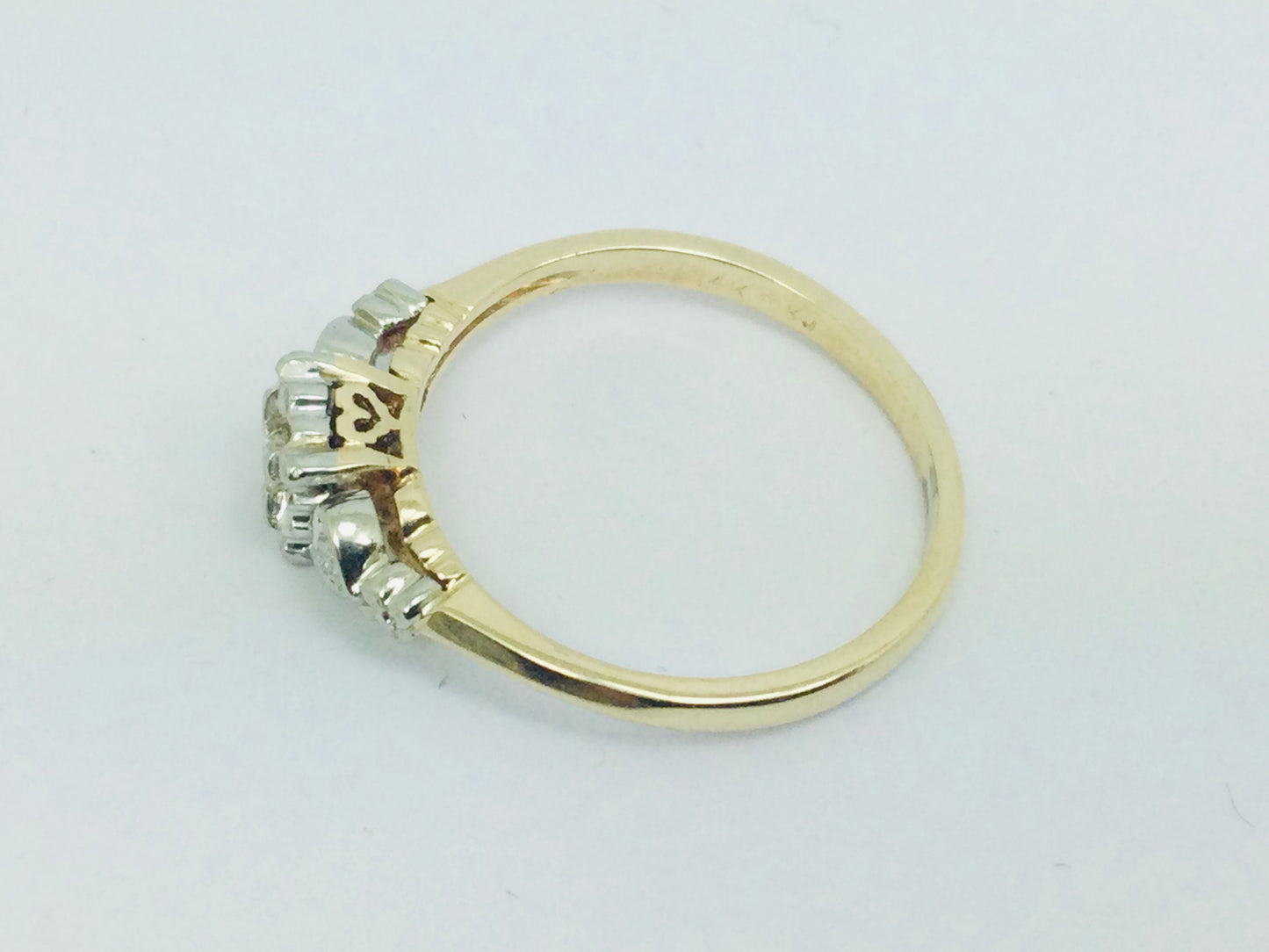 14k Yellow and White Gold Round Cut 4pt Diamond Heart Vintage Ring