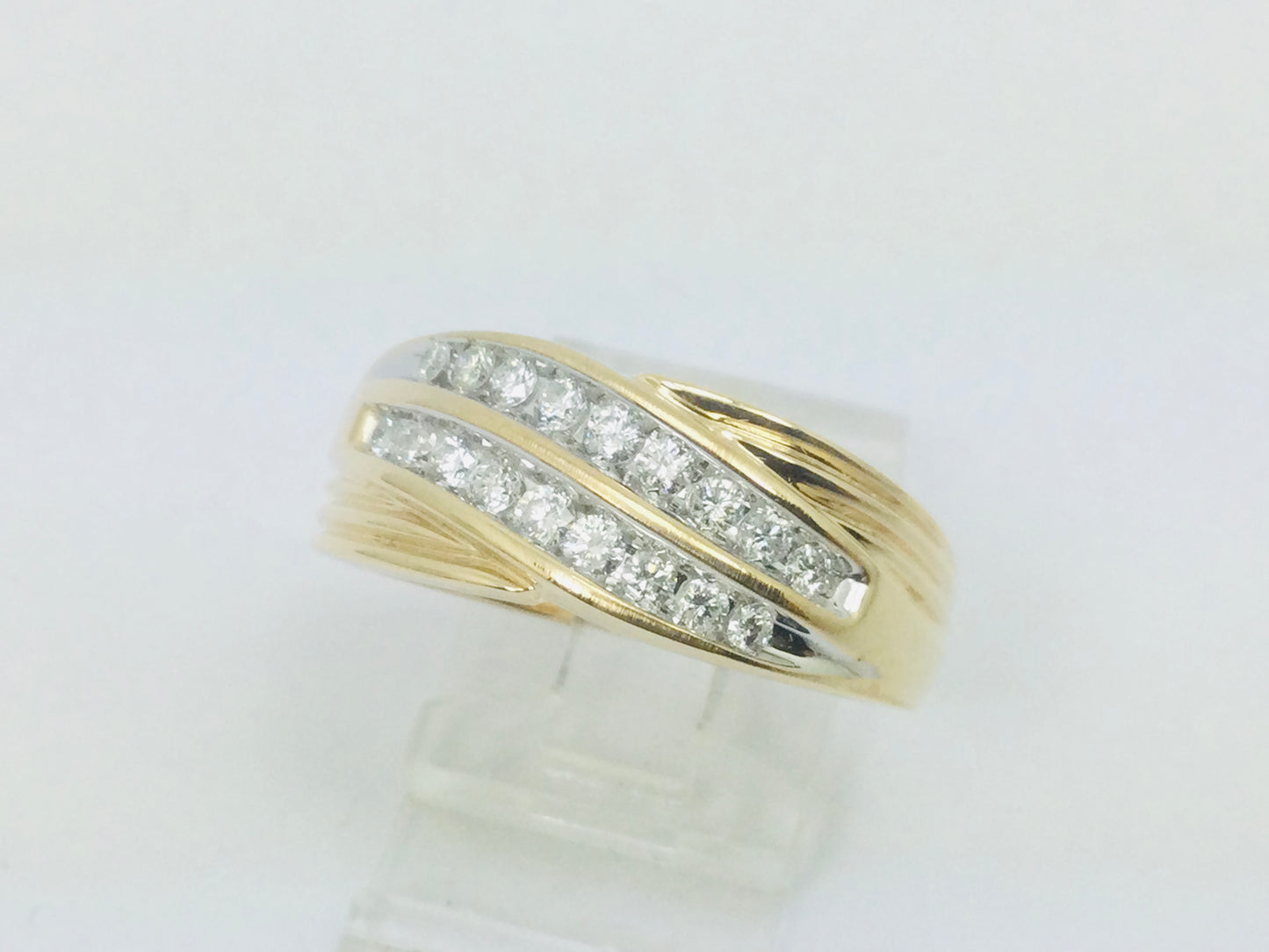 14k Yellow Gold Round Cut 0.5c0t Diamond Row Set Ring