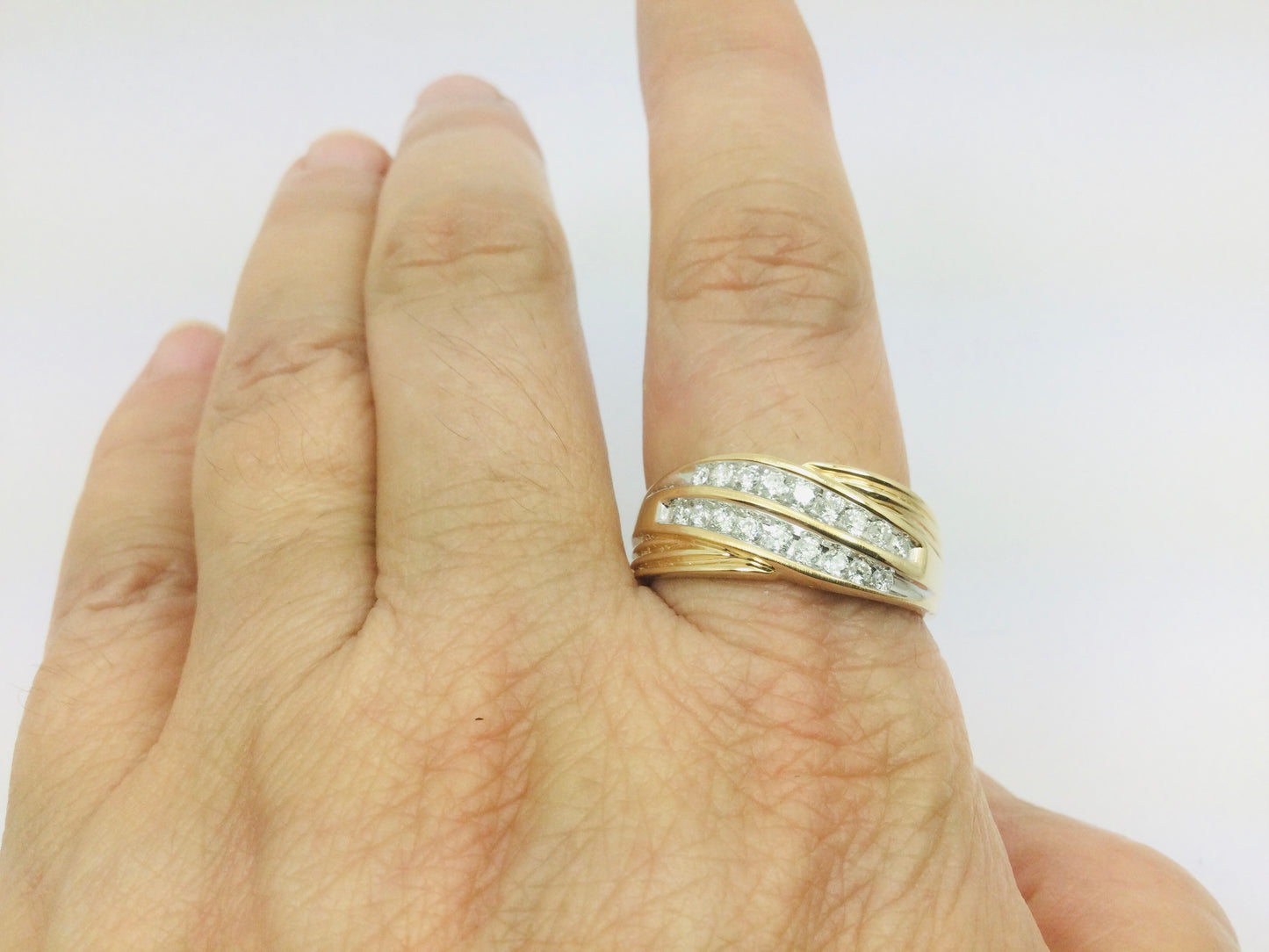 14k Yellow Gold Round Cut 0.5c0t Diamond Row Set Ring