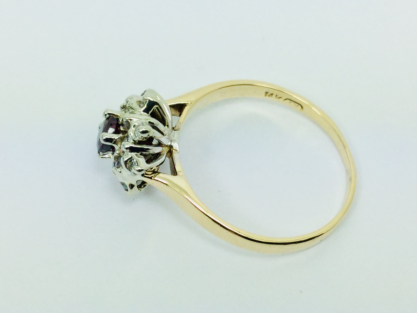 14k Yellow Gold Round Cut Garnet January Birthstone & Diamond Cluster Ring