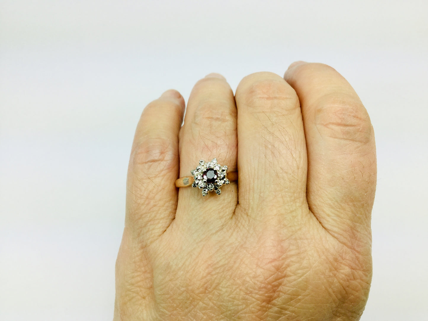 14k Yellow Gold Round Cut Garnet January Birthstone & Diamond Cluster Ring