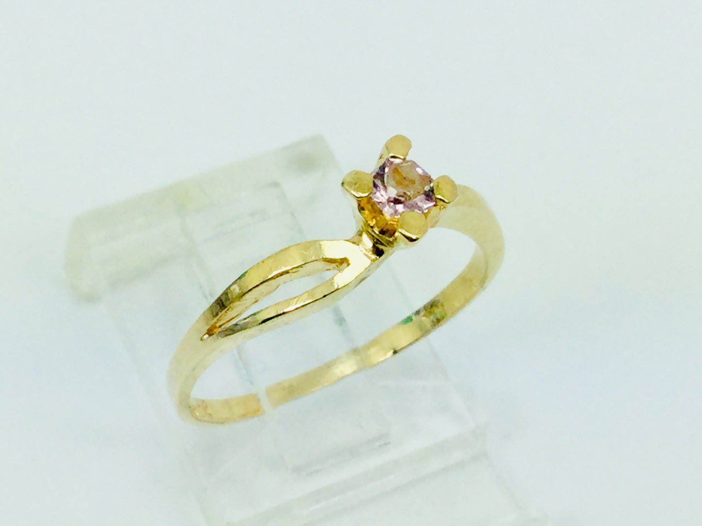 10k Yellow Gold Round Cut Rose Quartz October Birthstone Ring