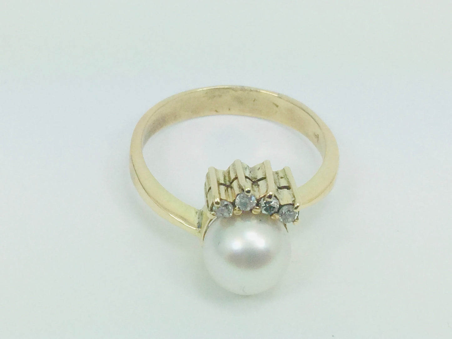 14k Yellow Gold Genuine Pearl June Birthstone & Diamond Ring