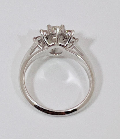 14k White Gold 1ct Diamond Cluster Ring