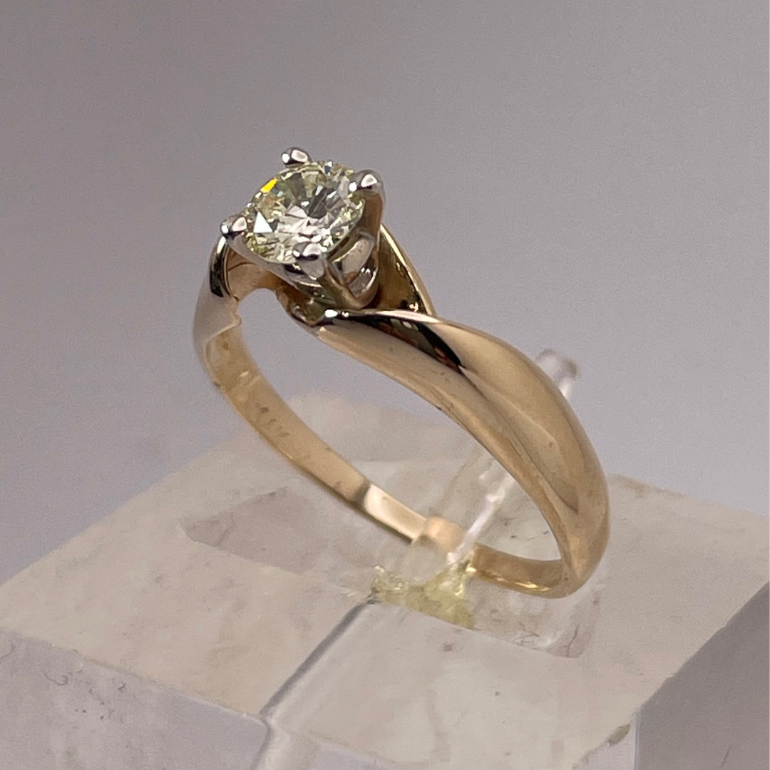 Lady's 14k Yellow & White Gold 0.38ct Diamond  Solitaire Ring