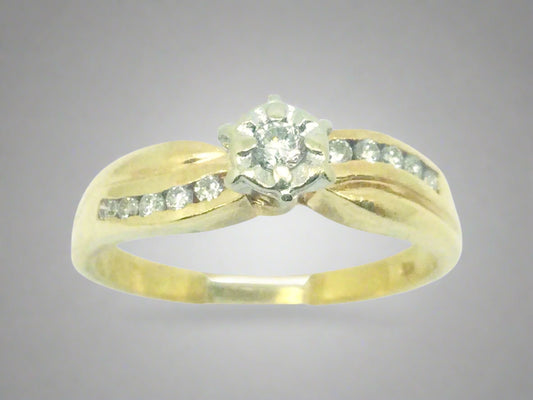 10k Yellow Gold Round Cut 0.16ct Diamond Illusion and Channel Set Ring