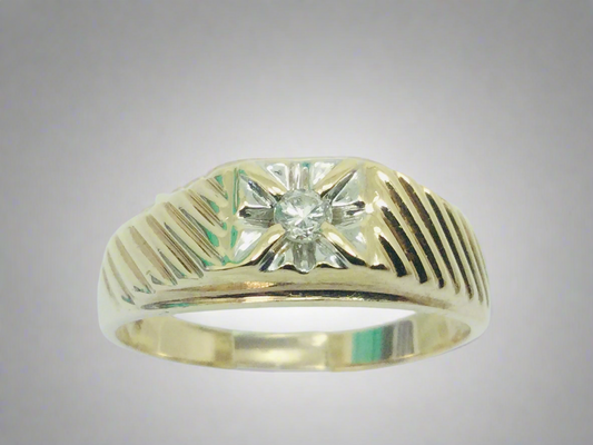 10k Yellow and White Gold Round Cut 7pt Diamond Solitaire Ring
