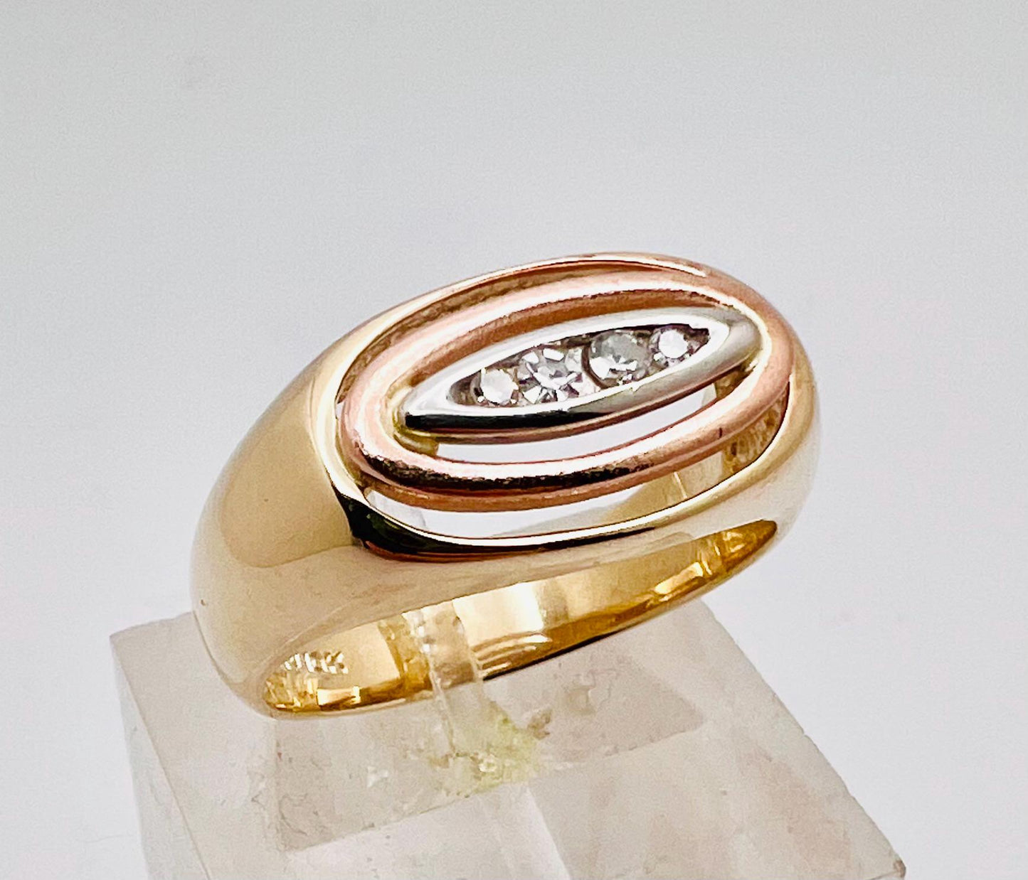 10k Yellow, White & Rose Gold 0.14 ct SIFFARI Diamond Ring