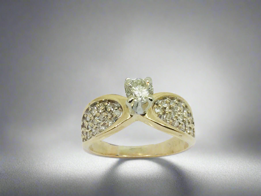 14k Yellow Gold Round Cut 35pt Diamond Cluster Ring
