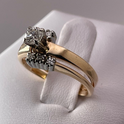14k Yellow Gold Round Cut 0.26ct Diamond Solitaire Engagement and Wedding Ring Set