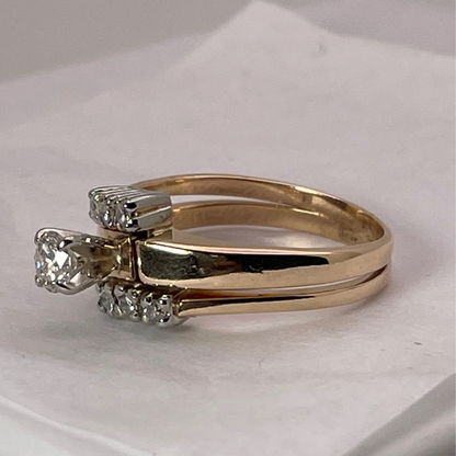 14k Yellow Gold Round Cut 0.26ct Diamond Solitaire Engagement and Wedding Ring Set