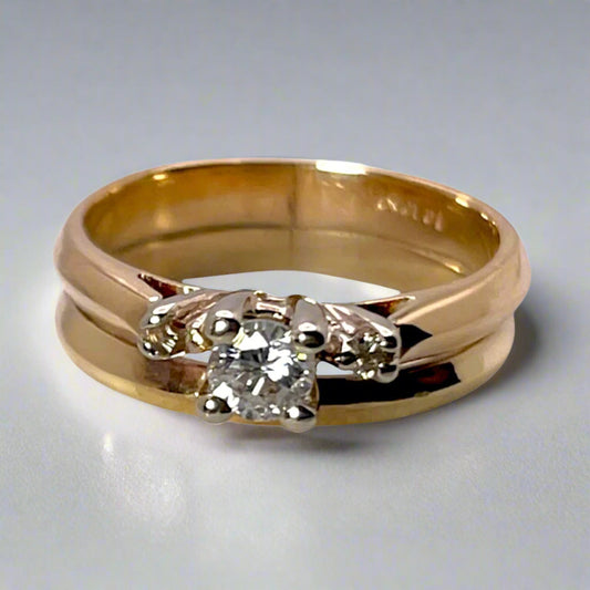 14k Yellow Gold Round Cut 0.21ct Diamond Engagement and Wedding Ring Set