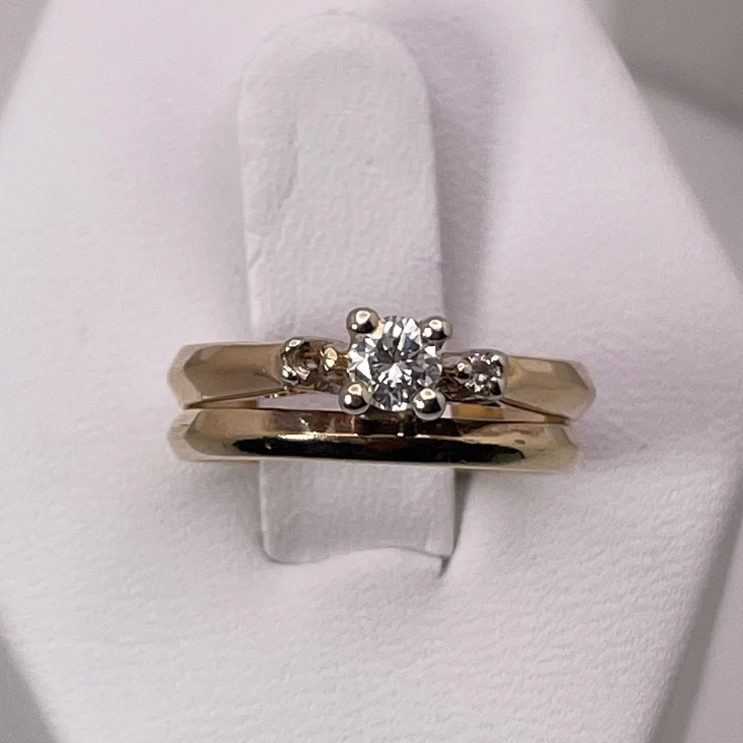 14k Yellow Gold Round Cut 0.21ct Diamond Engagement and Wedding Ring Set