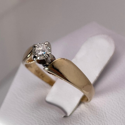 14k Yellow Gold Round Brilliant Cut 0.25ct Diamond Solitaire Ring
