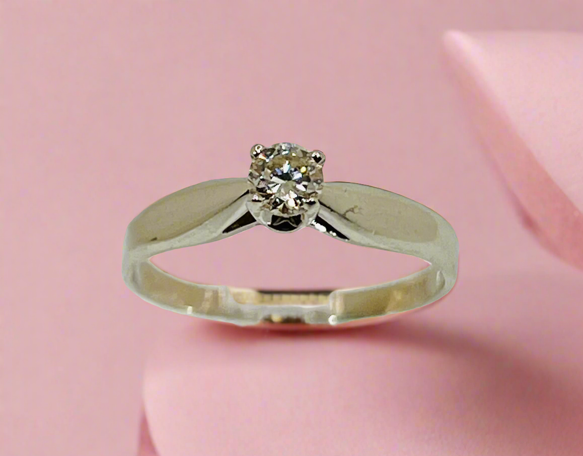 14k White Gold Round Cut 12pt Diamond Solitaire Ring
