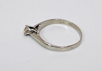 14k White Gold Round Cut 12pt Diamond Solitaire Ring