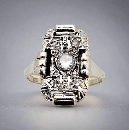 18k White Gold and Platinum Round 24pt Diamond with Unique Accents Ring