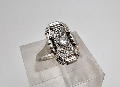 18k White Gold and Platinum Round 24pt Diamond with Unique Accents Ring