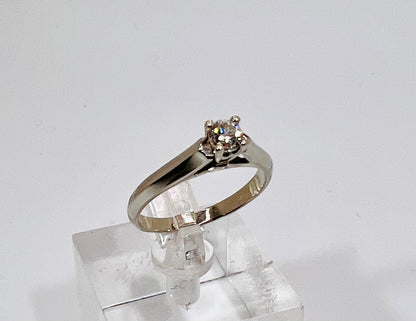 14k White Gold Round Cut 20pt Diamond Solitaire Ring
