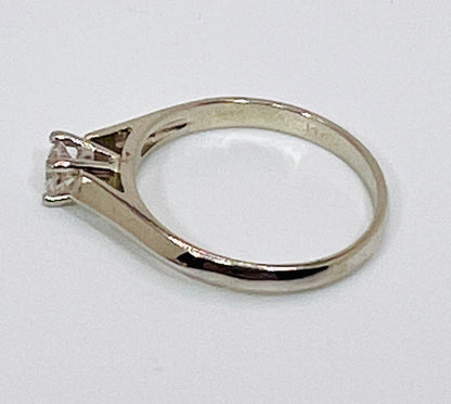 14k White Gold Round Cut 20pt Diamond Solitaire Ring