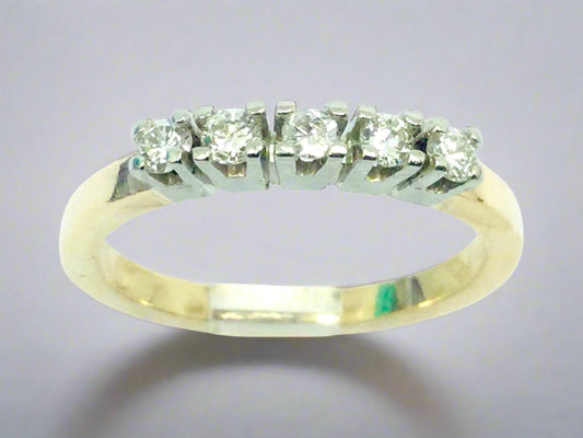 14k Yellow Gold Round Cut 20pt Row Set Diamond Ring