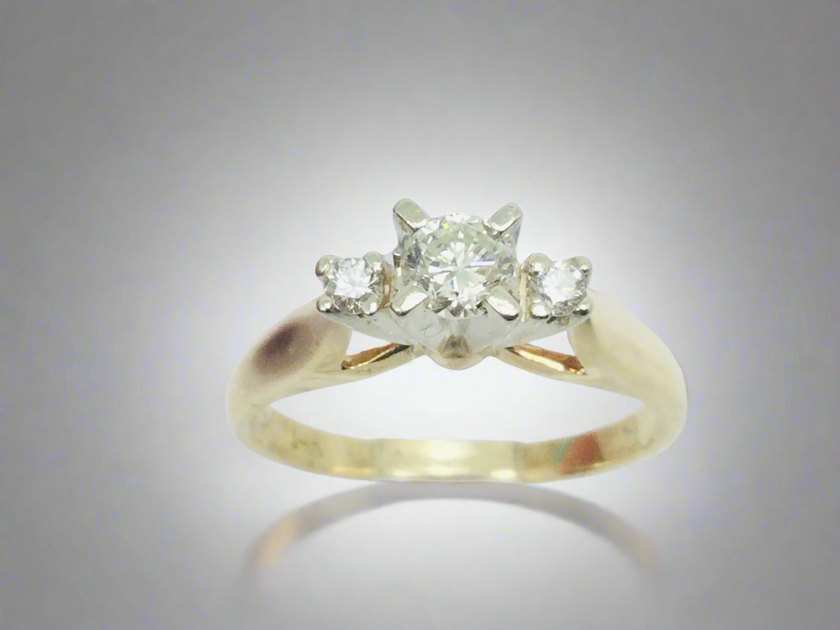 14k Yellow Gold Round Cut 25pt Diamond Trinity Ring