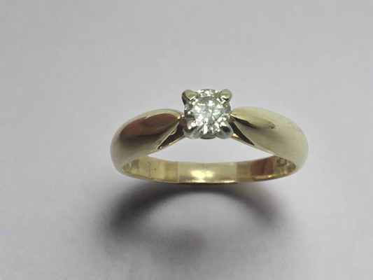 10k Yellow Gold Round Cut 18pt Diamond Solitaire Ring