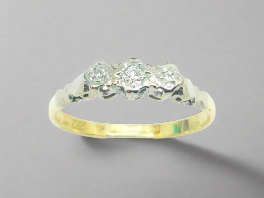 18k Yellow & White Gold Round Cut 7pt Trinity Diamond Ring