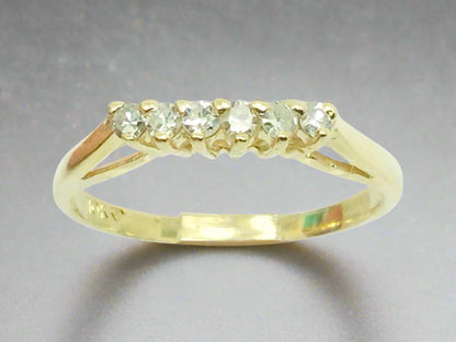 10k Yellow Gold Round Cut 20c1.5t Row Set Diamond Ring