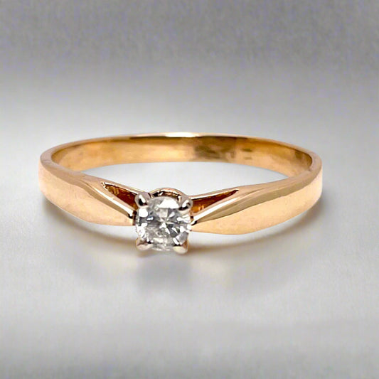 14k Yellow Gold Round Cut 0.15ct Diamond Solitaire Ring