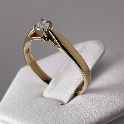 14k Yellow Gold Round Cut 0.15ct Diamond Solitaire Ring