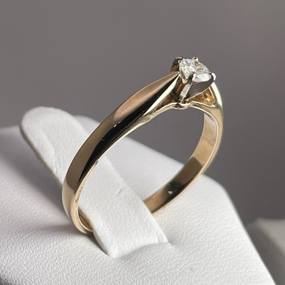 14k Yellow Gold Round Cut 0.15ct Diamond Solitaire Ring