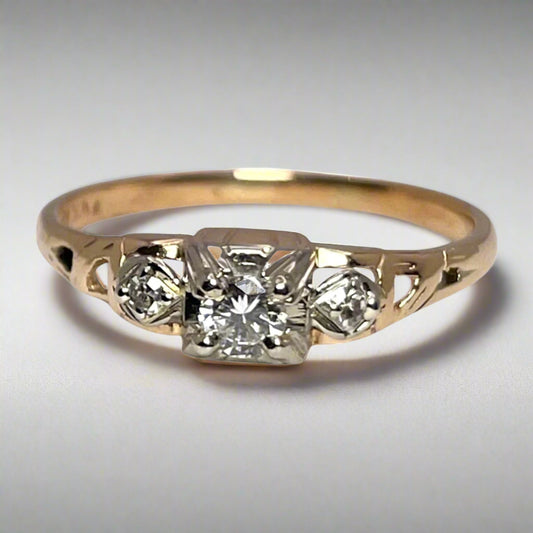 14k Yellow Gold Round Cut 0.15ct Diamond with Diamond Accent Ring
