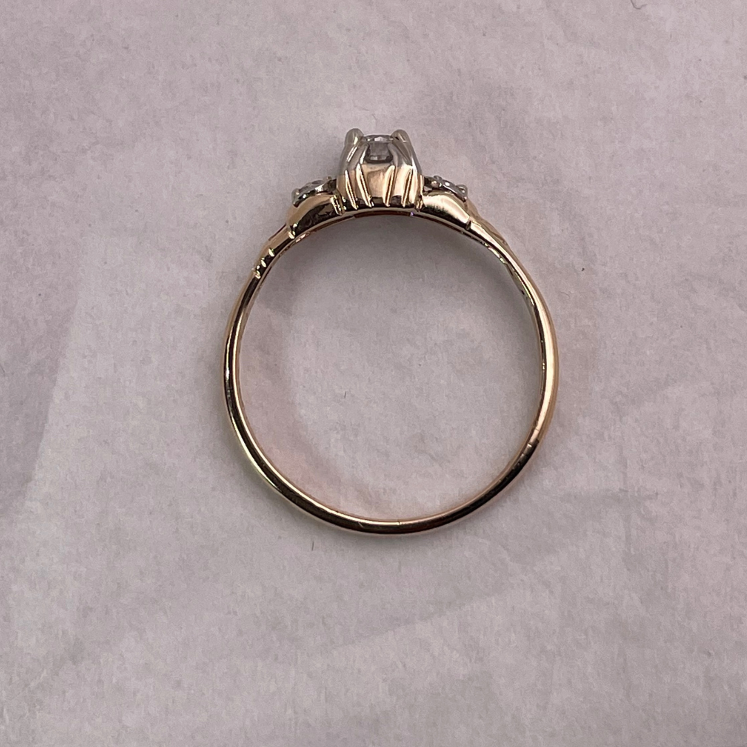 14k Yellow Gold Round Cut 0.15ct Diamond with Diamond Accent Ring