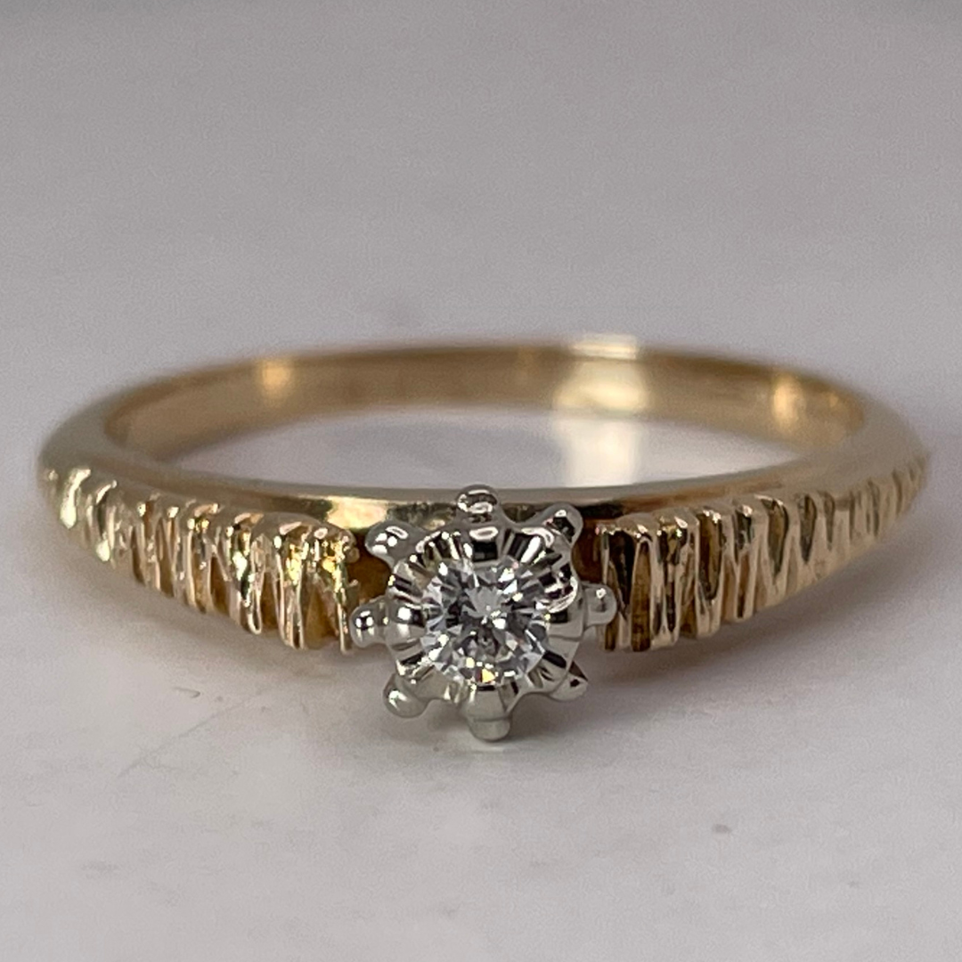 14k Yellow Gold Round Cut 6pt Diamond Illusion Set Ring