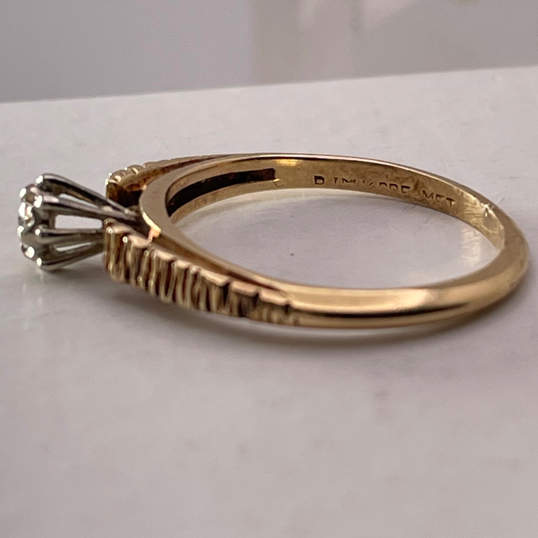 14k Yellow Gold Round Cut 6pt Diamond Illusion Set Ring