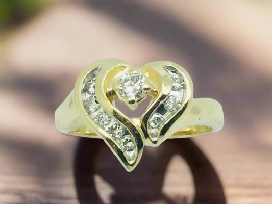 14k Yellow Gold 27pt Round Cut Diamond Heart Ring
