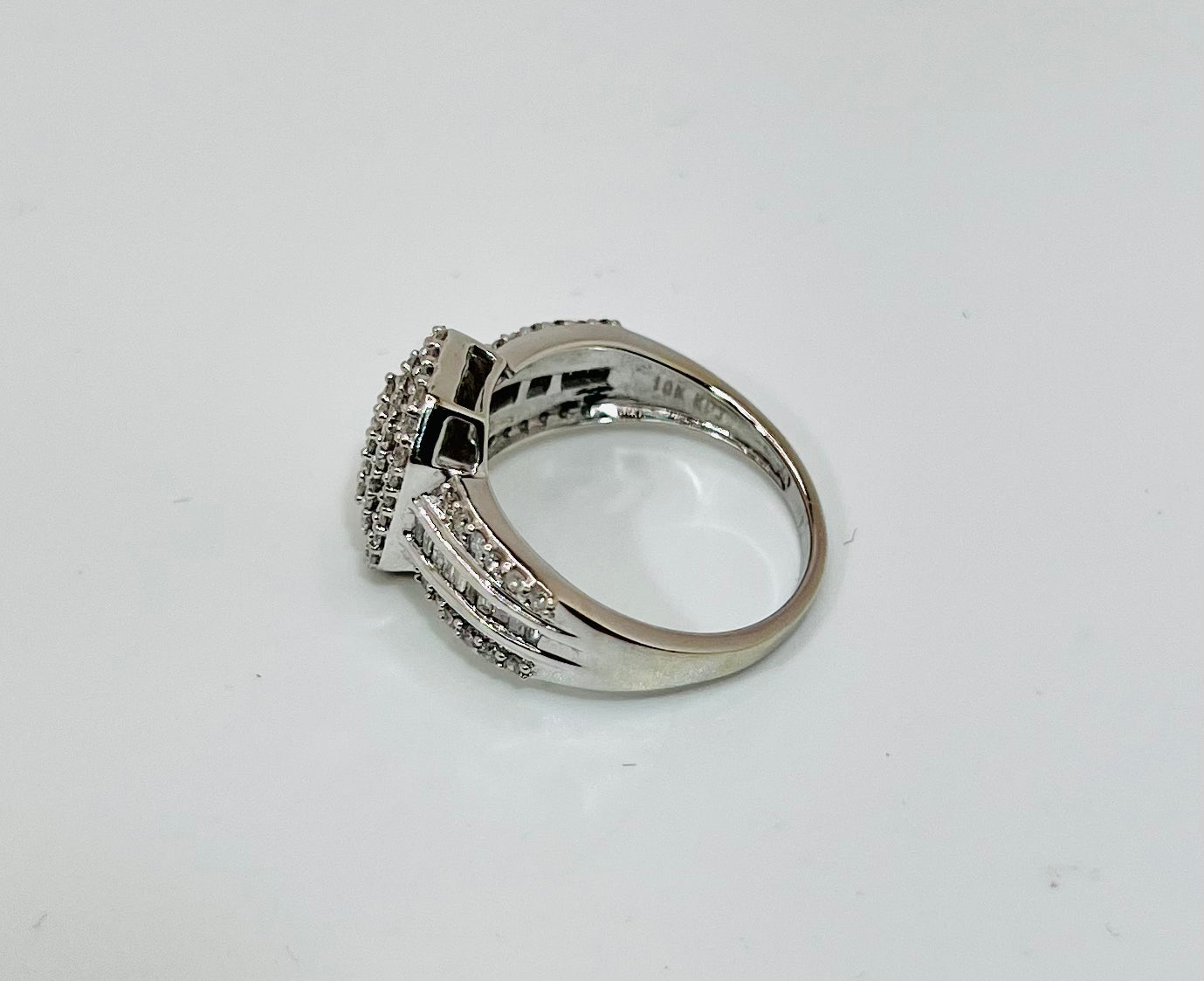10k White Gold Full Cut 1ct Diamond Row Set Cluster Ring