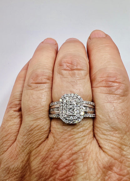 10k White Gold Full Cut 1ct Diamond Row Set Cluster Ring