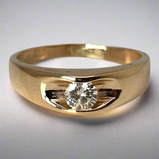 14k Gold Diamond 0.25ct Diamond Engagement / Anniversary / Promise Ring