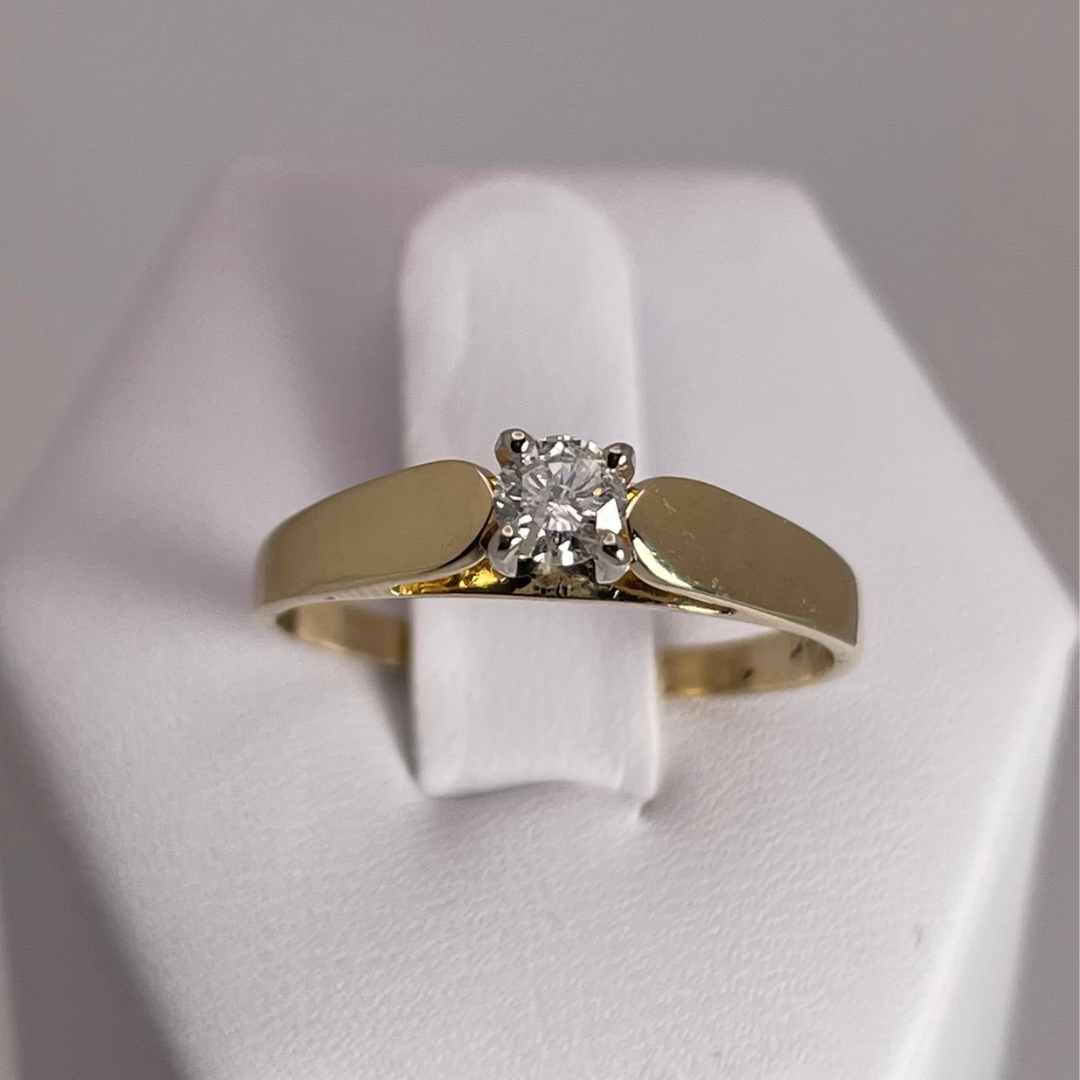14k Yellow Gold Round Cut 0.20ct Diamond Solitaire Ring