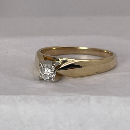 14k Yellow Gold Round Cut 0.23ct Diamond Solitaire Ring